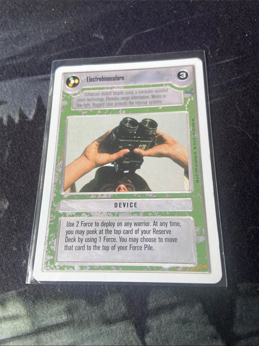 Electrobinoculars, a green Device card from the 1995 Decipher Star Wars